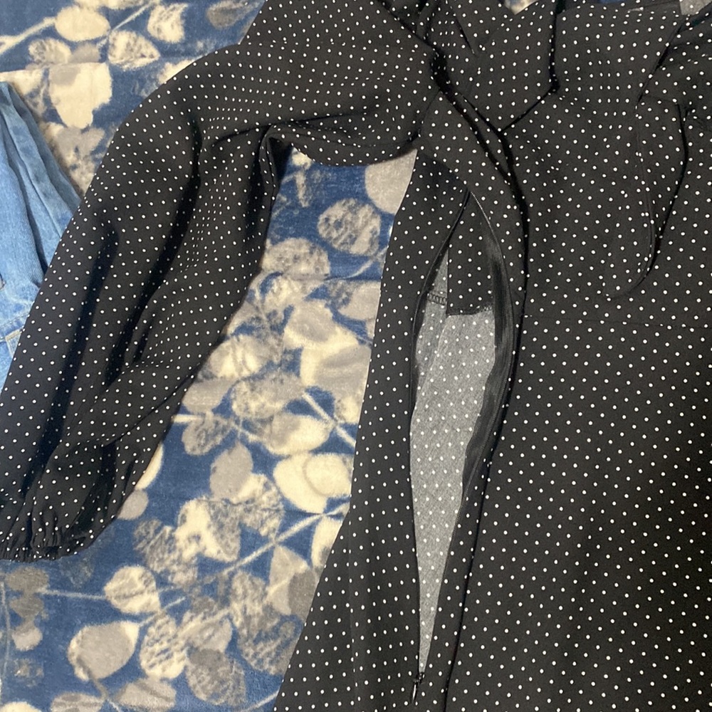 Dress - Picture 4 of 4